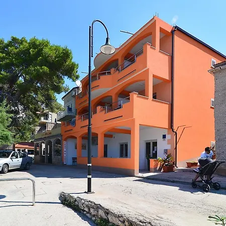 Juka Apartment